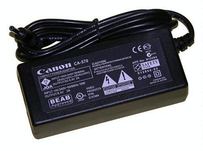 Canon CA-570 - kompaktní nabíjecí adaptér řady BP-5xx