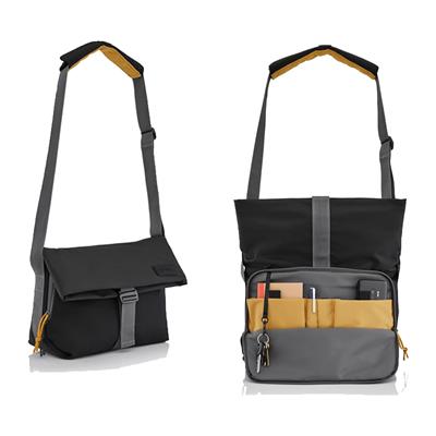 Crumpler Shape Of Character - black